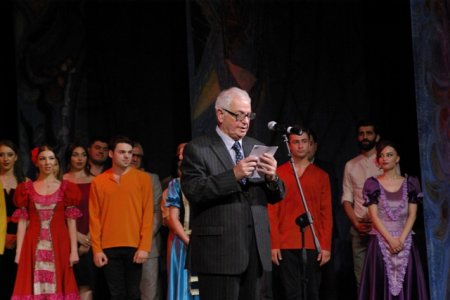 Կայացավ թատերական երկու լեգենդի` Երվանդ Ղազանչյանի և նրա լուսահոգի տիկնոջ` Գալյա Նովենցի ծննդյան 80-ամյակին նվիրված երեկոն
